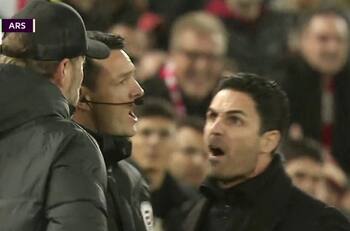 VIDEO | Casi se van a las manos: Jürgen Klopp y Mikel Arteta protagonizaron duro cruce en el duelo entre Liverpool y Arsenal