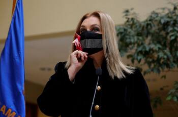 Pamela Jiles tras buenos resultados en encuesta: "¿Por qué la CEP no publica la intención de voto?"