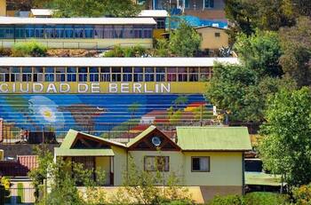 Millonario robo a escuela de Valparaíso deja a estudiantes sin vuelta a clases: delincuentes también destrozaron el recinto