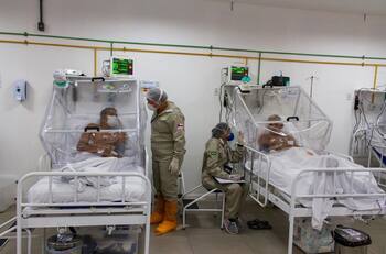 Doble preocupación: Esposa y amante visitaron a hombre tras contagiarse de Covid en Brasil