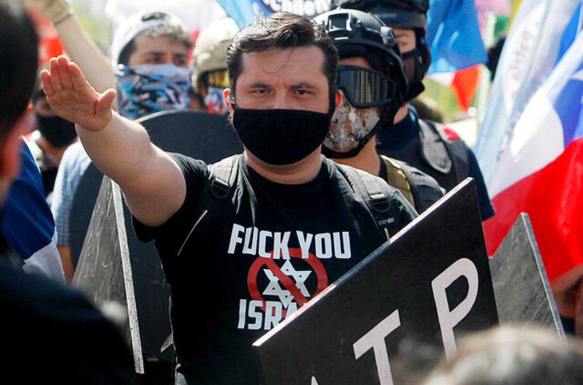 INDH repudia saludo nazi y mensaje antisemita en marcha del Rechazo