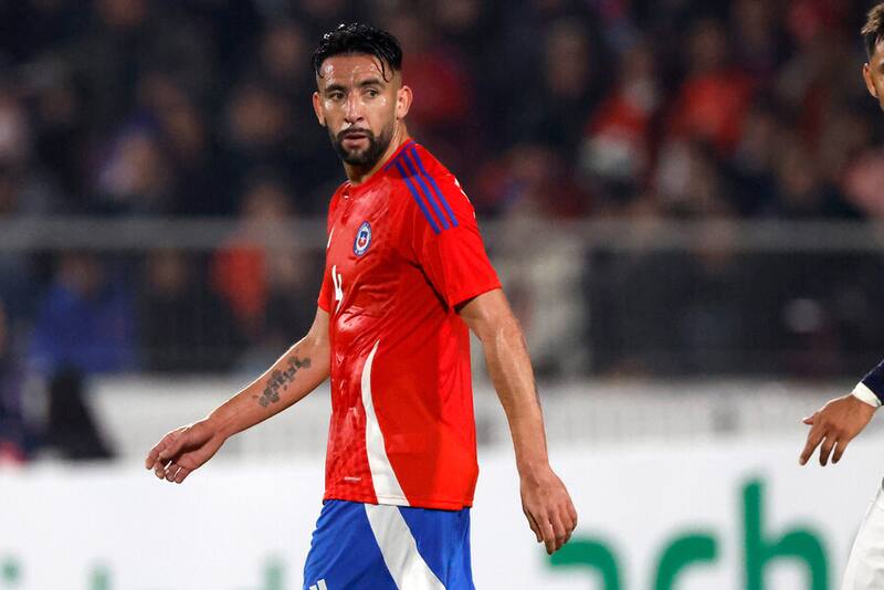 Mauricio Isla es el nuevo capitán de la Selección Chilena. Foto: Aton.