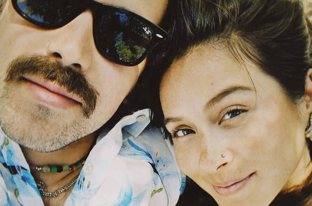 "No se quiere bajar": Denisse Rosenthal protagonizó un tierno baile junto a sus perros