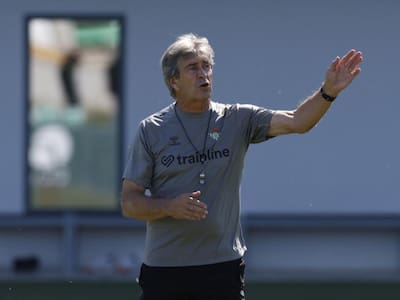 Final del Betis de Pellegrini genera tremendo lío político en el Parlamento Andaluz