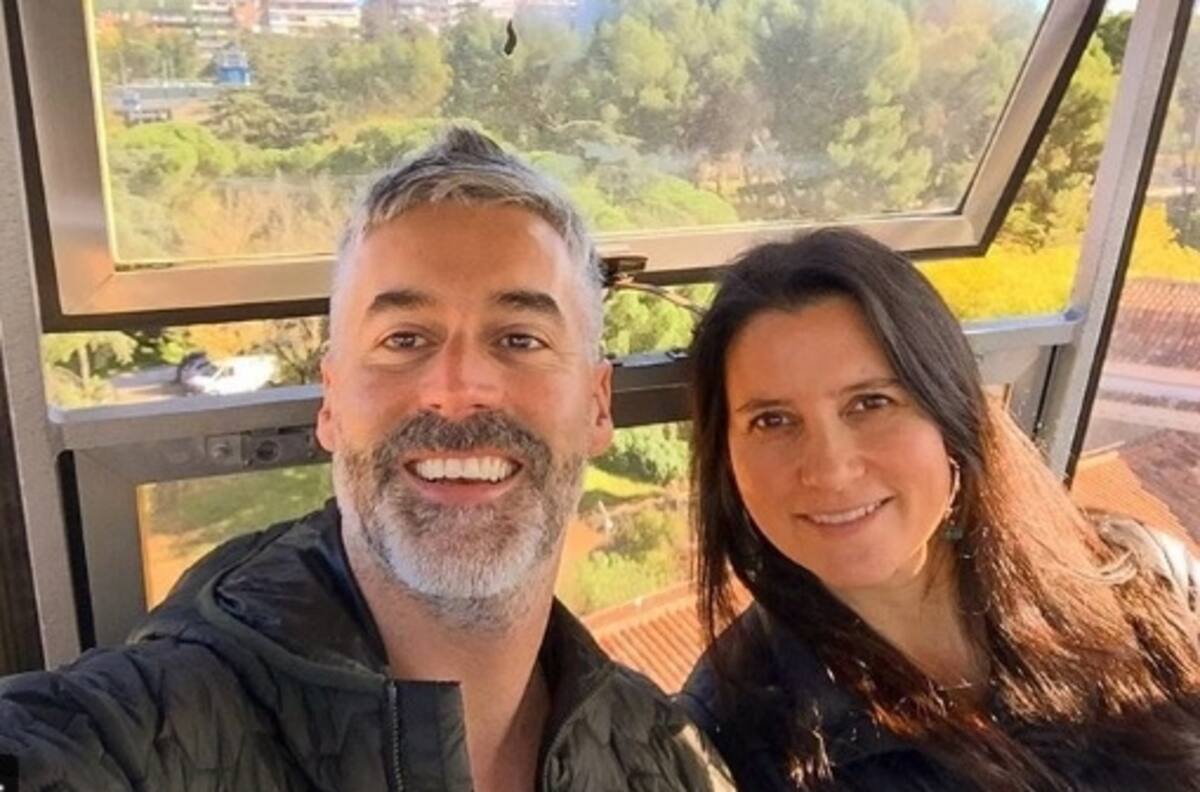 Carlos Díaz publicó romántica selfie junto a su esposa Camila Videla