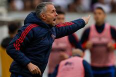 Ya hay primera oferta: la compleja negociación entre Universidad de Chile y Gustavo Álvarez