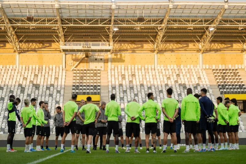 Manuel Pellegrini prepara el partido del domingo ante el Real Madrid mientras mira de reojo el cierre del mercado de fichajes. (Foto: @RealBetis)