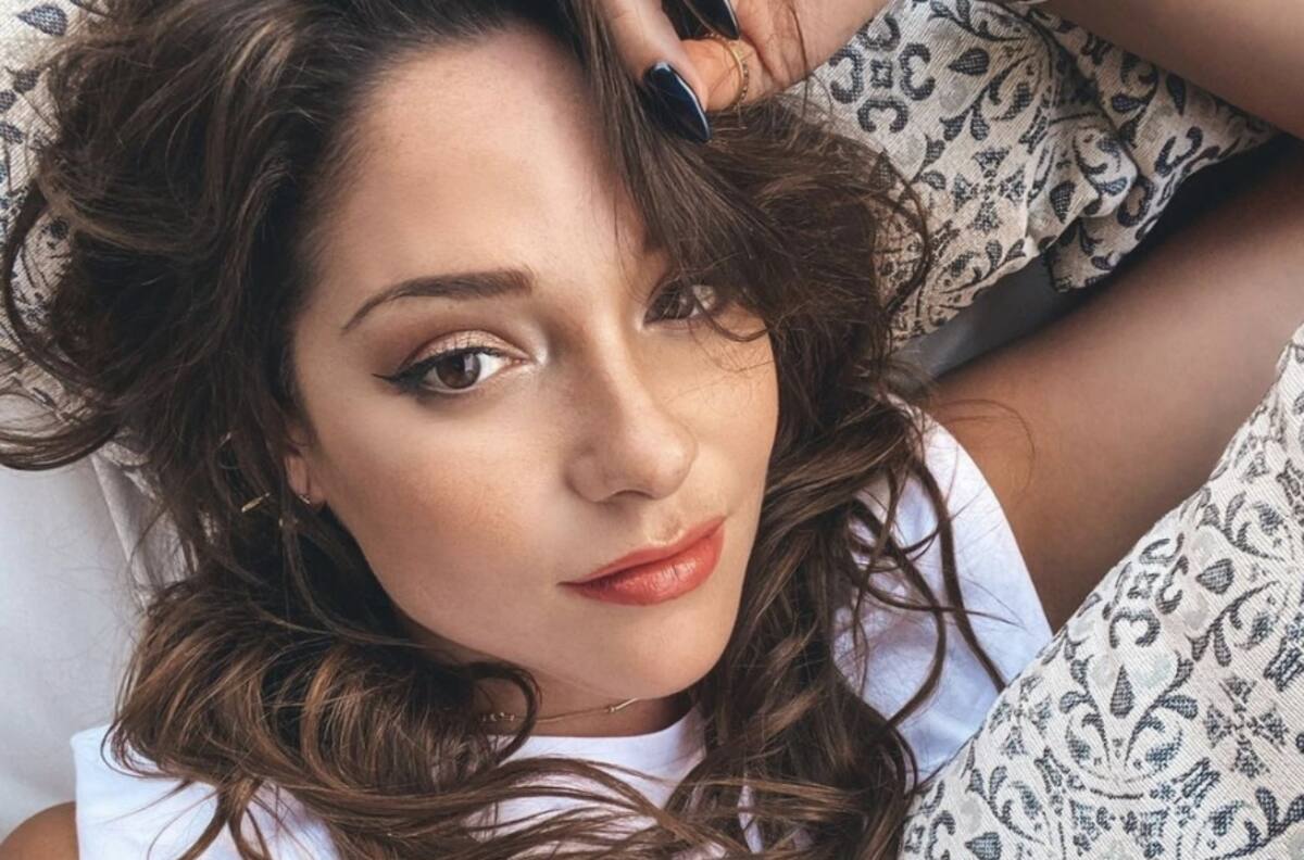 Kel Calderón mostró el elegante outfit que lució en Nochebuena