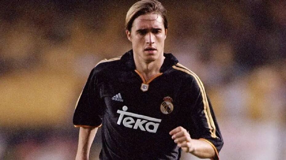 Con la camiseta del Real Madrid