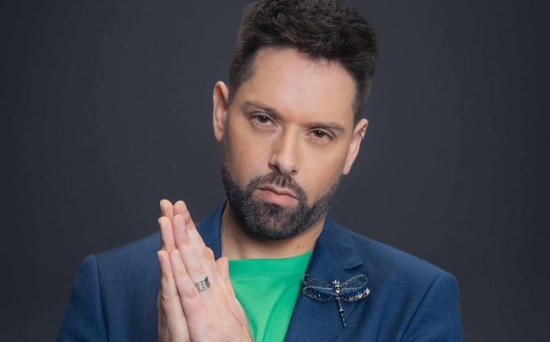 no lo estaría pasando del todo bien en "Only Fama". Créditos: Mega