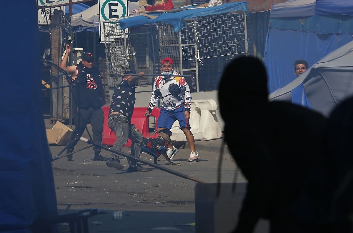 VIDEO | "Le di": Revelan momento exacto en que vendedor ambulante disparó contra manifestantes del 1 de mayo