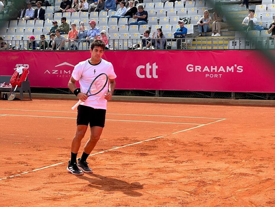 Garin avanzó a cuartos de final.
