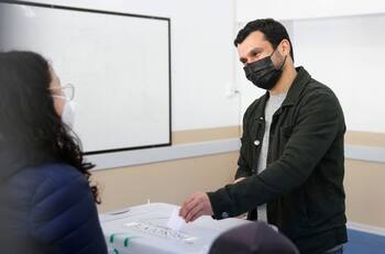 Jaime Bassa y las primarias: “Hemos visto un ánimo importante de participación”