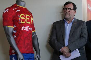 Unión Española anunció la salida de Luis Baquedano y ya le tiene reemplazo como gerente general