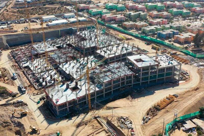 Las autoridades han apurado la construcción del recinto médico en la ciudad sureña. Foto: Referencial.