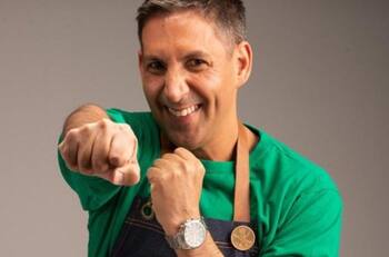 Quién es Patricio Sotomayor, notero y exparticipante de "El discípulo del chef"