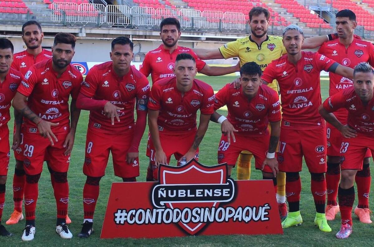Ñublense perdió a dos de sus figuras tras el término de la Primera B