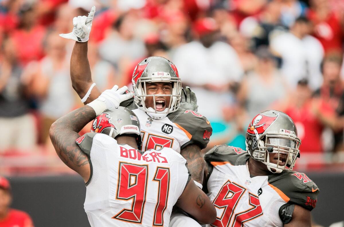 Definidos los uniformes de Chiefs y Buccaneers para el Super Bowl