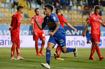 Sufren los azules: Everton logra su primera victoria en el Campeonato Nacional ante la U