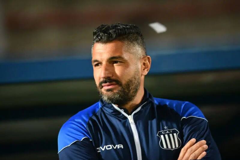 Javier Gandolfi dejó de ser el técnico de Bruno Barticciotto y Matías Catalán en Talleres de Córdoba.