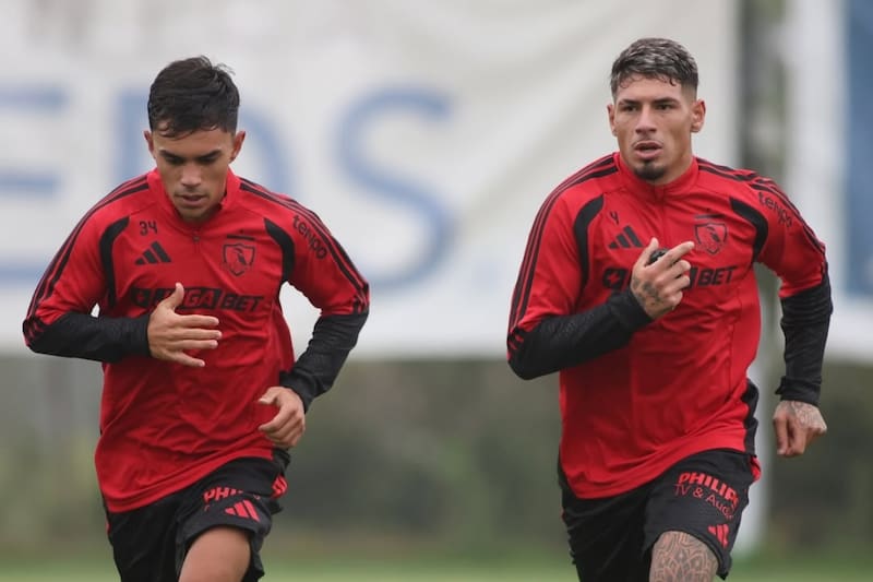 Colo Colo concretó dos ventas millonarias en este mercado de fichajes. Foto: Colo Colo.