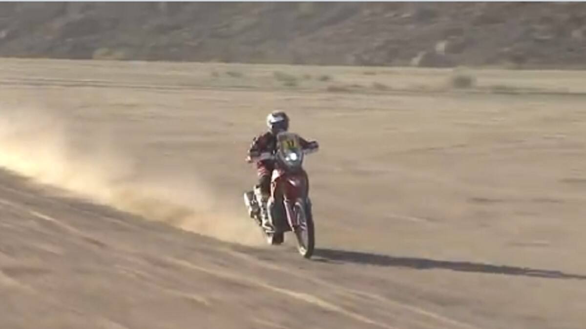 Dakar compartió imágenes de Ignacio Cornejo sorteando el desierto de Arabia Saudita