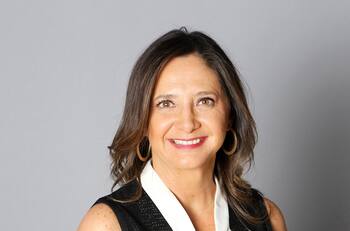 “Radiografía Constitucional”: Mónica Pérez lidera nuevo programa de “Tele13” que explicará el proyecto de nueva Constitución