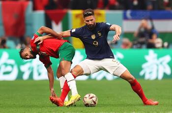 En Francia aseguran que Olivier Giroud podría arribar al Olympique de Marsella de Alexis Sánchez