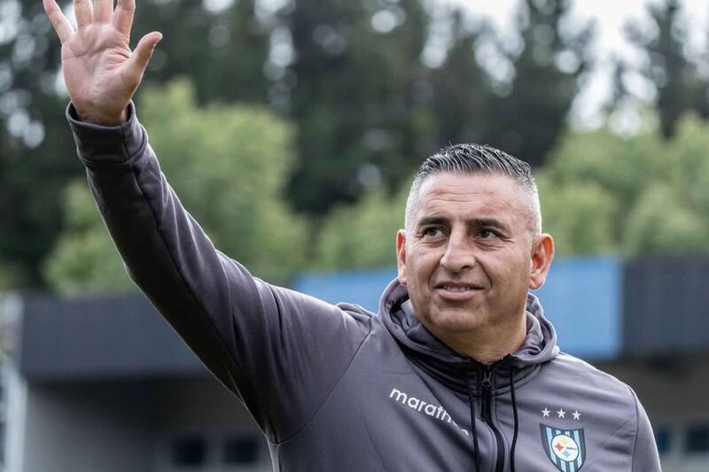 arma su versión 2025 de Huachipato y ya estaría cerrado el arribo de un letal delantero. Foto: Instagram Huachipato.