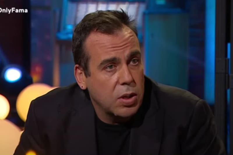 abandona su condominio en La Dehesa.