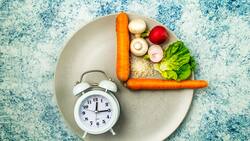 Estos son los pros y contras del ayuno intermitente, según Harvard