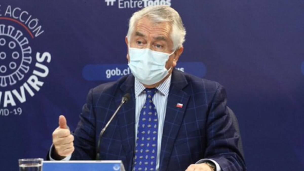 Ministerio de Salud informó de 113 fallecidos y una leve baja en la cifra de contagiados