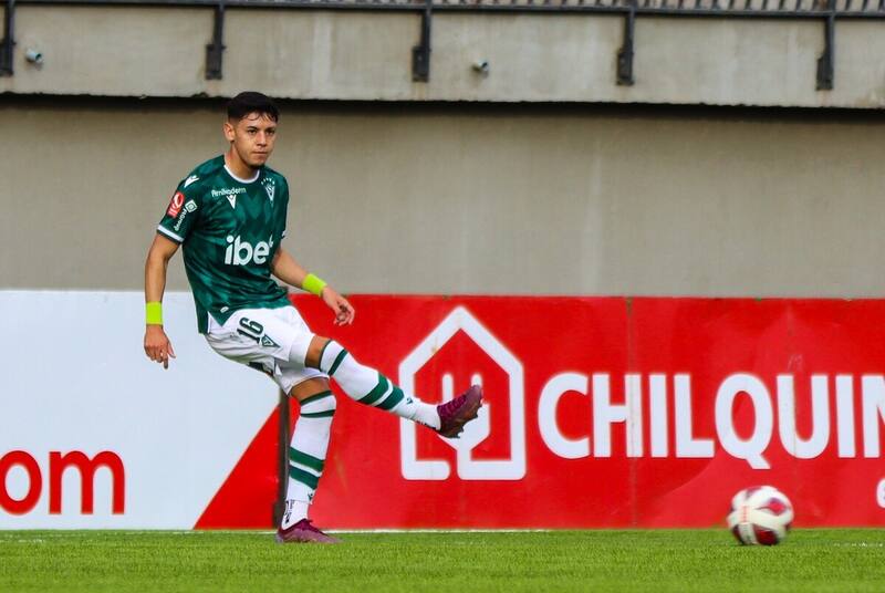Santiago Wanderers puede recibir sanciones millonarias. Crédito: @swanderers.