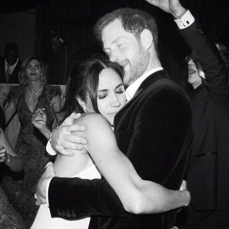 Los duques de Sussex comparten tierna foto de su boda.