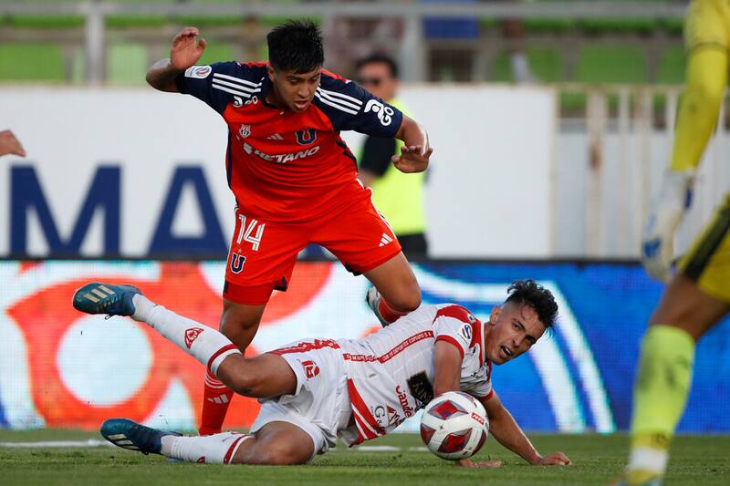 Jens Buss estuvo en la órbita de Colo Colo y la U. Foto: Aton.