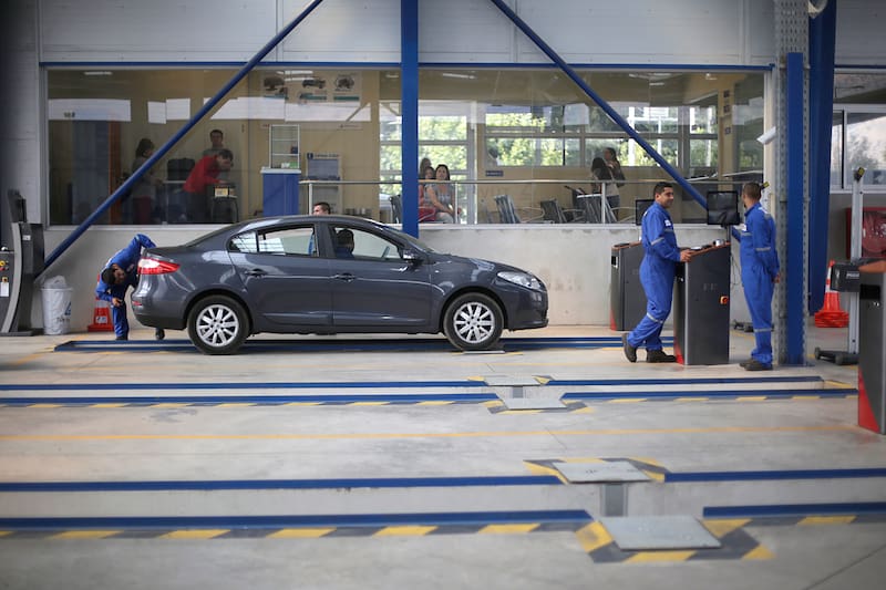 El documento que acredita el proceso es obligatorio a la hora de conducir en Chile. Créditos: ATON.