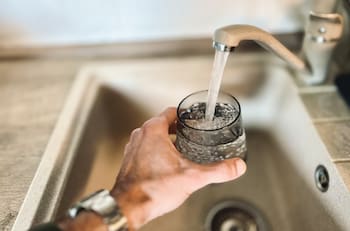 Aguas Andinas confirma corte de agua en sectores de cinco comunas de la RM para este jueves