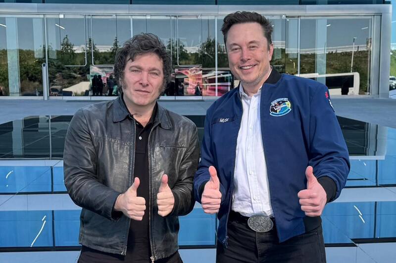 La reunión del mandatario y el magnate.