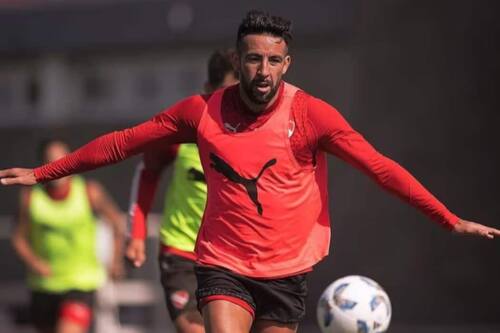 Mauricio Isla dejará Independiente y fichará en Colo Colo