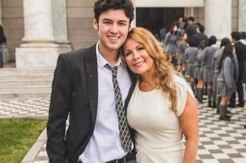 se enteró por la prensa sobre la legada de su madre a Onfayer.