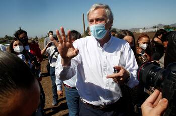 Hombre que fue sorprendido con armas en actividad de José Antonio Kast en Maipú quedó en libertad