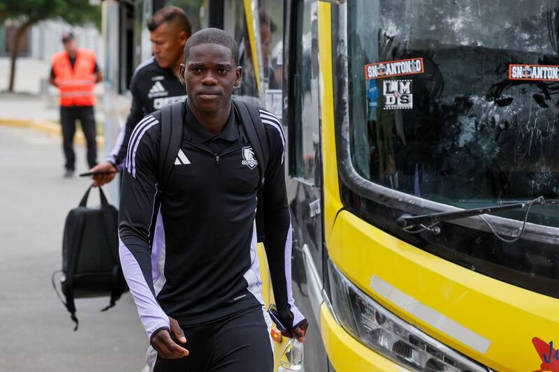 El extremo entrenó en el equipo "A" de Colo Colo