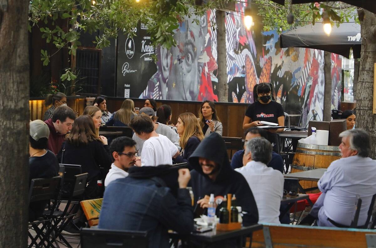 Fase 3: Cuáles son las nuevas restricciones que se implementarán en la Región Metropolitana