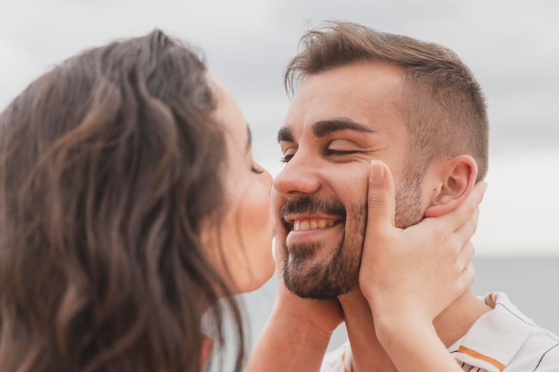 Según el experimento social, estas 36 preguntar harían que te enamores en menos de una hora.