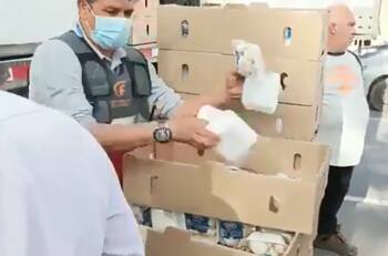 VIDEO | Camioneros regalan bandejas de champiñones en Quinteros para que no se echen a perder