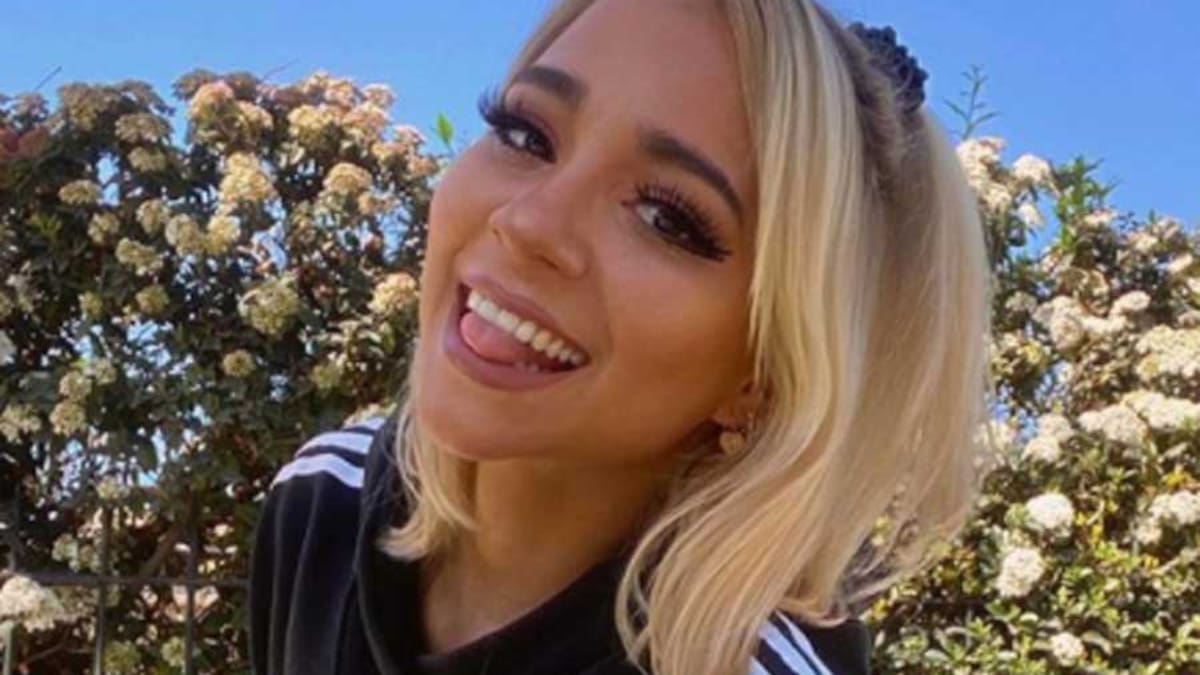 Princesa Alba causó sensación con una veraniega sesión de fotos