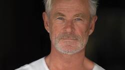 Chris Hemsworth sube curiosas fotos en su Instagram de cómo luciría a los 85 años