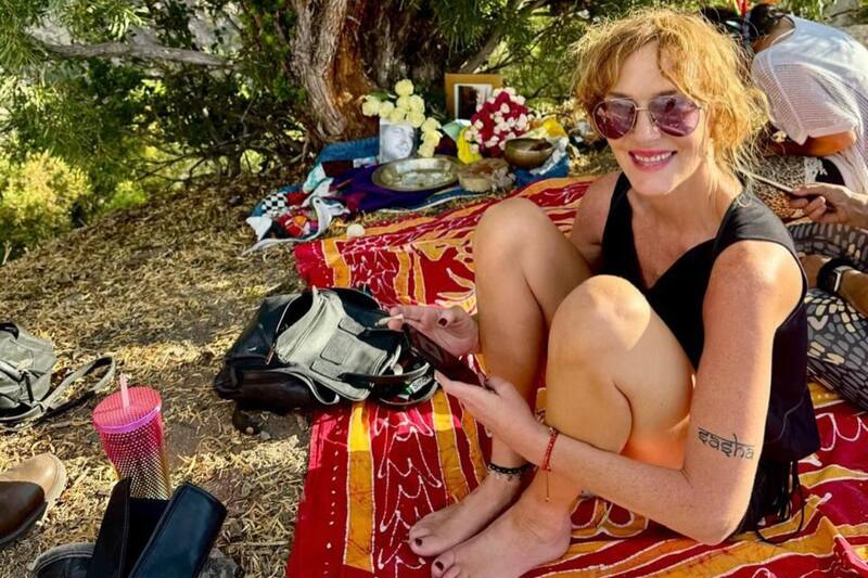 realizó un sencillo pero emotivo post a cinco meses de la muerte de su hijo.