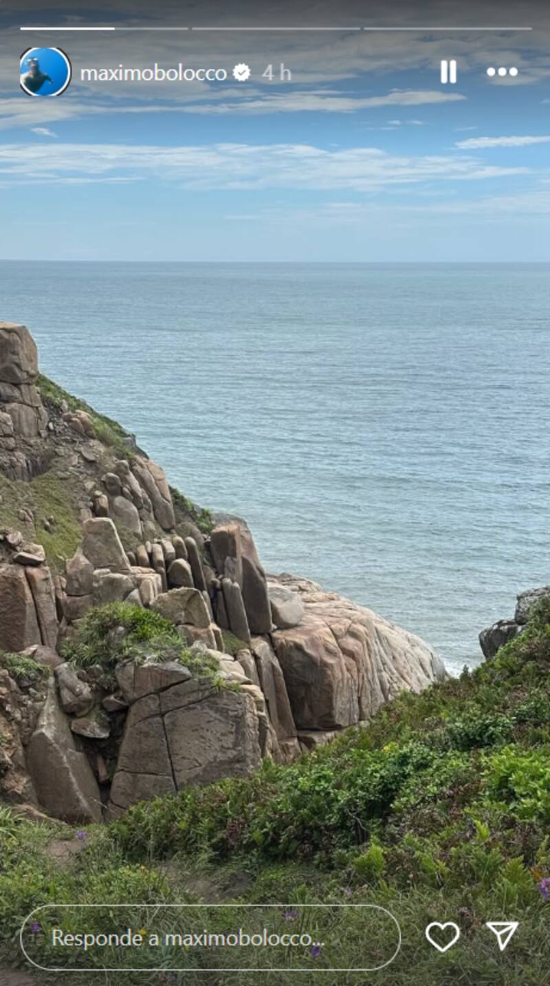 El hijo de Cecilia Bolocco se encuentra en Brasil.