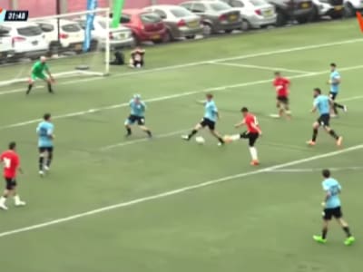 Incombustible: el golazo de Roberto Gutiérrez en partido de la Selección de Creadores ante Uruguay